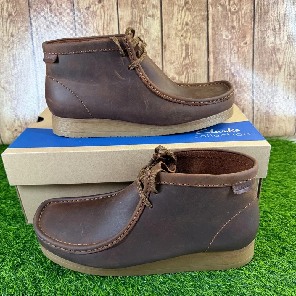 Clarks Wallaston Boot Mens size 11.5 M Beeswax Leather Chukka Moc Toe Brown